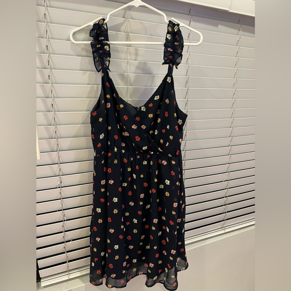 Madewell sleeveless dress with delicate flower pattern